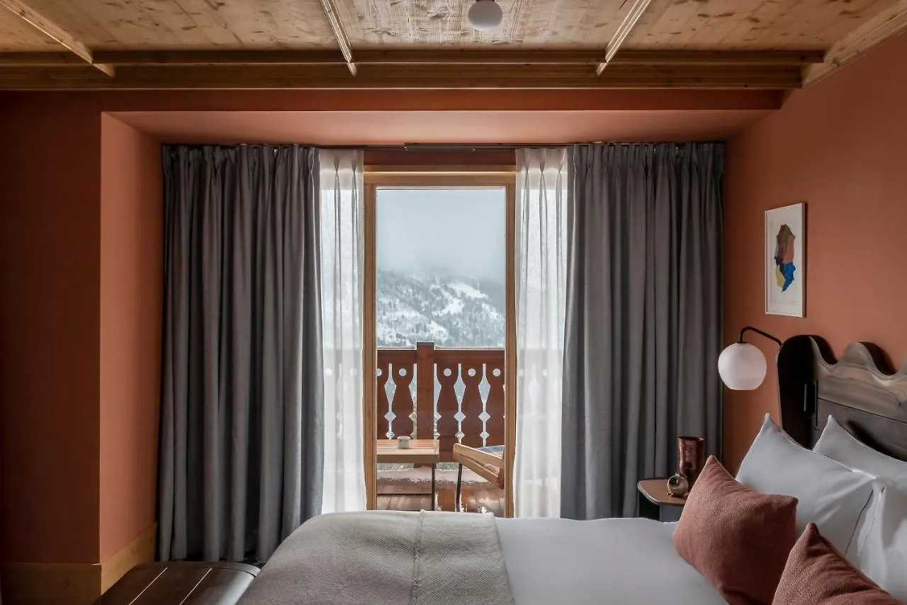 Hotel Le Coucou Meribel 5*,
